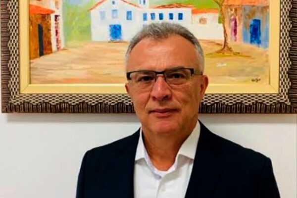 acise-completa-57-anos-de-trabalho-para-o-desenvolvimento-de-embu-das-artes