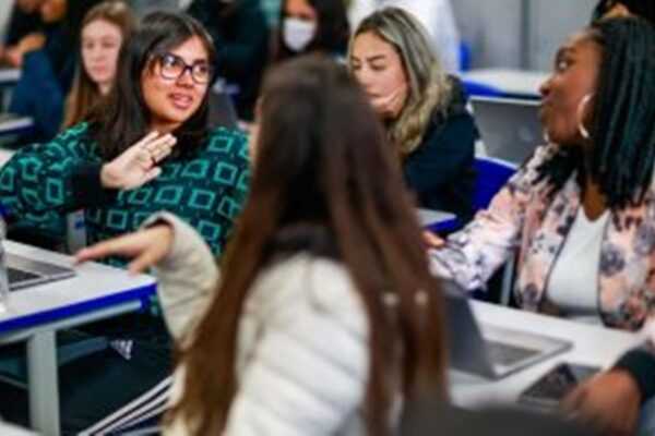 ensino-medio:-seduc-sp-prorroga-inscricoes-para-10-mil-bolsas-de-estagio-ate-13-de-abril