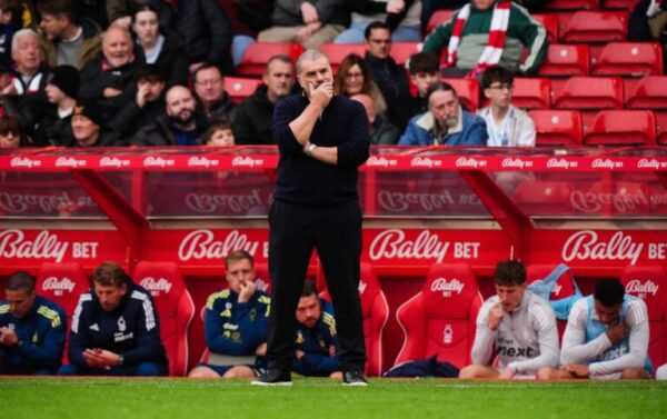 premier-league:-apos-derrota,-nottingham-forest-demite-postecoglou