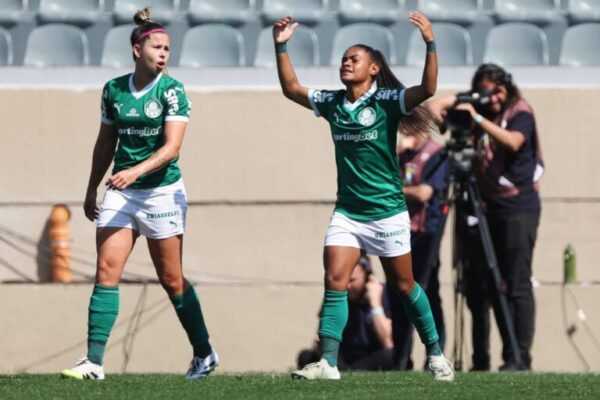 copa-do-brasil:-ferroviaria-e-palmeiras-disputam-1a-final-apos-8-anos