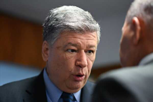 cpmi-do-inss:-presidente-vai-a-toffoli-nesta-3a-por-dados-de-vorcaro