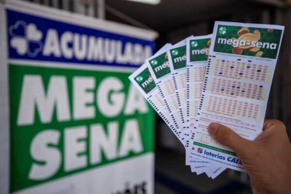 Mega-Sena pode pagar R$ 145 milhões hoje (28/2). Saiba como apostar mega-sena-pode-pagar-r$-145-milhoes-hoje-(28/2).-saiba-como-apostar