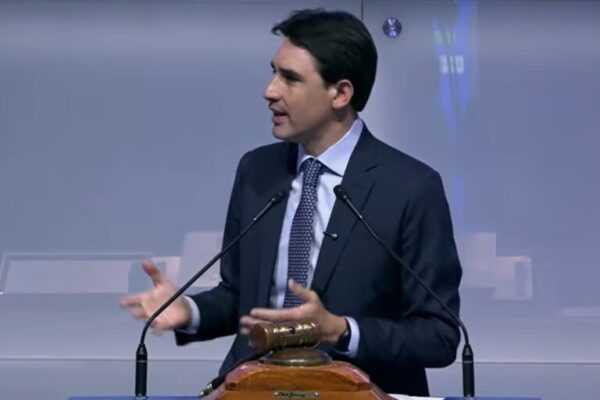 empresa-da-espanha-vence-leilao-do-galeao-com-lance-de-r$-2,9-bilhoes